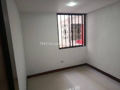 Apartamento de 3 alcobas en arriendo en San Bernardo, Medellín, 68 m² · foto 7 de 13