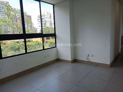 Apartamento de 3 alcobas en arriendo en El Tesoro, Medellín, 127 m² · foto 13 de 20