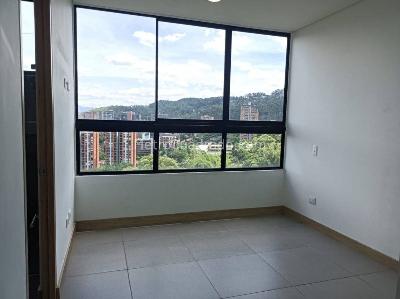 Apartamento de 3 alcobas en arriendo en El Tesoro, Medellín, 127 m² · foto 15 de 20