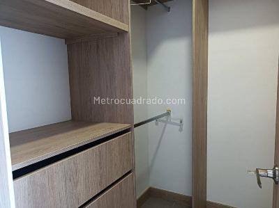 Apartamento de 3 alcobas en arriendo en El Tesoro, Medellín, 127 m² · foto 16 de 20