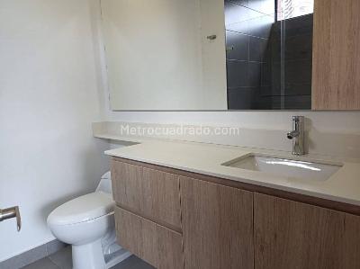 Apartamento de 3 alcobas en arriendo en El Tesoro, Medellín, 127 m² · foto 20 de 20