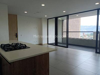 Apartamento de 3 alcobas en arriendo en El Tesoro, Medellín, 127 m² · foto 2 de 20