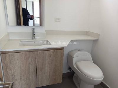 Apartamento en arriendo en El Tesoro, Medellín · foto 20 de 20