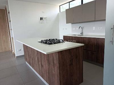 Apartamento en arriendo en El Tesoro, Medellín · foto 4 de 20