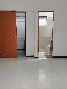 Casa de 4 alcobas en arriendo en El Yerbal, Envigado, 187 m² · foto 13 de 16