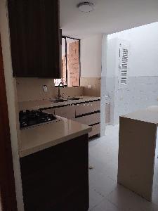 Casa de 4 alcobas en arriendo en El Yerbal, Envigado, 187 m² · foto 4 de 16