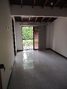 Casa de 4 alcobas en arriendo en El Yerbal, Envigado, 187 m² · foto 6 de 16