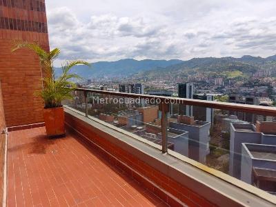Apartamento de 3 alcobas en arriendo en Los Balsos Ii, Medellín, 227 m² · foto 17 de 20