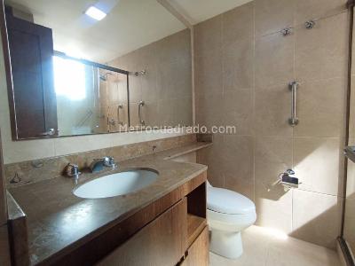 Apartamento de 3 alcobas en arriendo en Santa Maria De Los Angeles, Medellín, 126 m² · foto 13 de 20