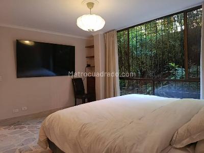 Apartamento de 4 alcobas en arriendo en Las Lomas 2, Medellín, 170 m² · foto 8 de 20