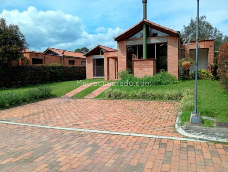 2BR House in Retiro (130 m²)