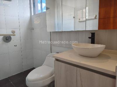 Apartamento de 3 alcobas en arriendo en Los Balsos N, Medellín, 117 m² · foto 15 de 20