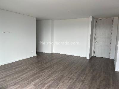 Apartamento en arriendo en Lalinde, Medellín · foto 4 de 20