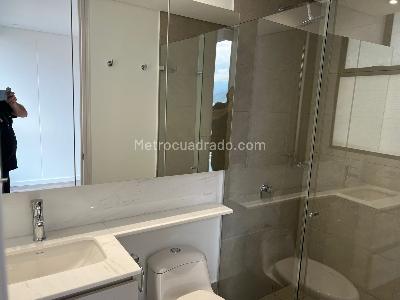 Apartamento en arriendo en Lalinde, Medellín · foto 11 de 20