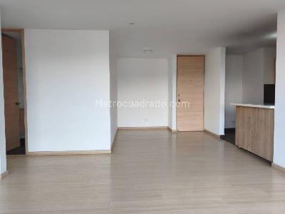Apartamento de 2 alcobas en arriendo en Rocio De La Mañana, Envigado, 85 m² · foto 3 de 19