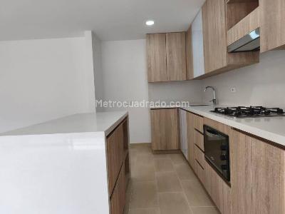 Apartamento de 3 alcobas en arriendo en El Chingui, Envigado, 92 m² · foto 5 de 20