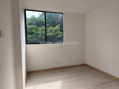 Apartamento de 3 alcobas en arriendo en El Chingui, Envigado, 92 m² · foto 10 de 20