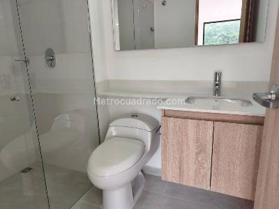 Apartamento de 3 alcobas en arriendo en El Chingui, Envigado, 92 m² · foto 15 de 20