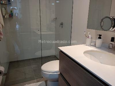 Apartaestudio en arriendo en Los Balsos N, Medellín, 67 m² · foto 9 de 13