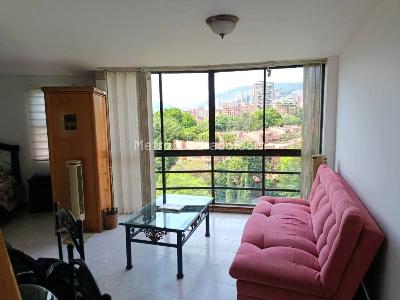 Apartaestudio en arriendo en Patio Bonito, Medellín, 38 m² · foto 2 de 5