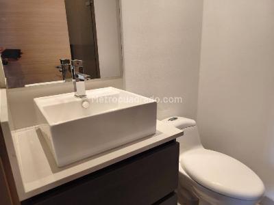 Apartamento de 3 alcobas en arriendo en La Florida, Medellín, 158 m² · foto 18 de 20