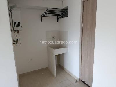 Apartamento de 2 alcobas en arriendo en San Cristobal, Medellín, 47 m² · foto 10 de 10
