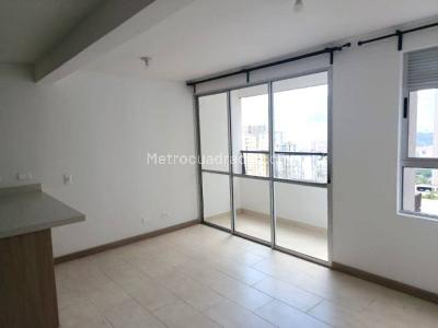 Apartamento de 2 alcobas en arriendo en San Cristobal, Medellín, 47 m² · foto 2 de 10