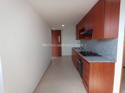 Apartamento de 3 alcobas en arriendo en Los Balsos Ii, Medellín, 120 m² · foto 7 de 20