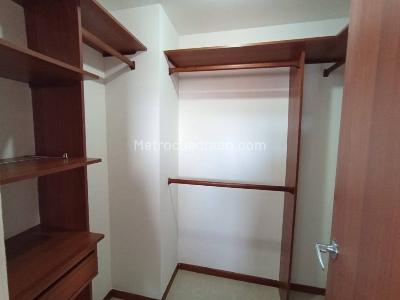 Apartamento de 3 alcobas en arriendo en Los Balsos Ii, Medellín, 120 m² · foto 14 de 20