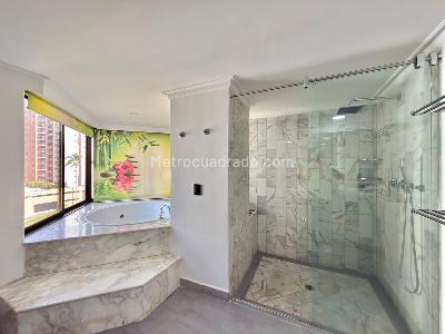 Apartamento en arriendo en Los Balsos N, Medellín · foto 11 de 15