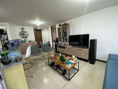 Apartaestudio en arriendo en Los Balsos Ii, Medellín, 56 m² · foto 4 de 14