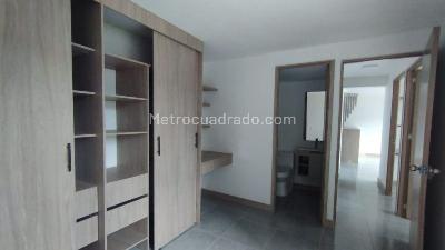 Apartamento de 2 alcobas en arriendo en San Cristobal, Medellín, 54 m² · foto 10 de 16
