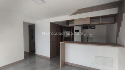 Apartamento de 2 alcobas en arriendo en San Cristobal, Medellín, 54 m² · foto 3 de 16