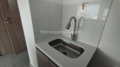 Apartamento de 2 alcobas en arriendo en San Cristobal, Medellín, 54 m² · foto 8 de 16