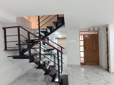 Casa de 3 alcobas en arriendo en Pilsen, Itagüí, 280 m² · foto 5 de 20