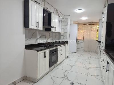 Casa de 3 alcobas en arriendo en Pilsen, Itagüí, 280 m² · foto 6 de 20