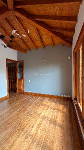 Casa de 3 alcobas en arriendo en Loma De La Esmeralda, Envigado, 280 m² · foto 10 de 17