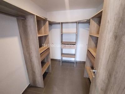 Apartamento en arriendo en Villa Carlota, Medellín · foto 9 de 12