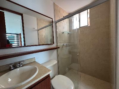 Apartamento en arriendo en Castropol, Medellín · foto 10 de 10