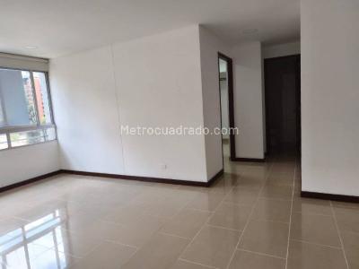 Apartamento en arriendo en Castropol, Medellín · foto 4 de 19