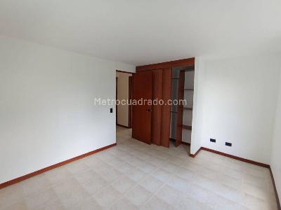Apartamento de 2 alcobas en arriendo en Santa Maria De Los Angeles, Medellín, 82 m² · foto 10 de 15