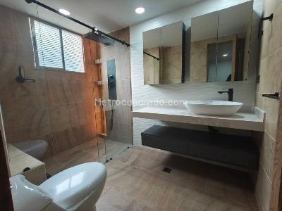 Apartamento en arriendo en El Tesoro, Medellín · foto 15 de 20