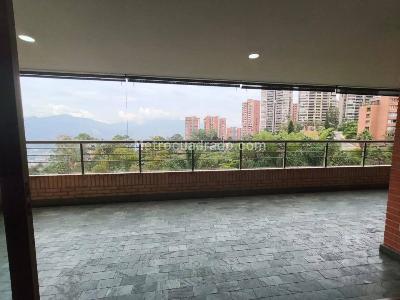 Apartamento en arriendo en El Tesoro, Medellín · foto 19 de 20