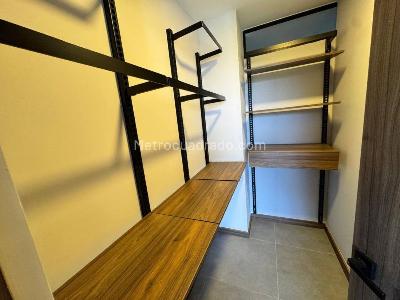 Apartamento de 2 alcobas en arriendo en Altos Del Poblado, Medellín, 85 m² · foto 9 de 17