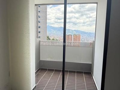 Apartamento de 3 alcobas en arriendo en La Asomadera 2, Medellín, 76 m² · foto 2 de 10