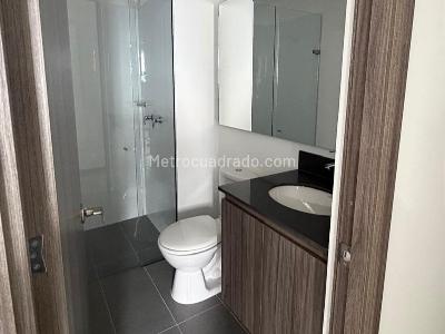 Apartamento de 3 alcobas en arriendo en La Asomadera 2, Medellín, 76 m² · foto 6 de 10