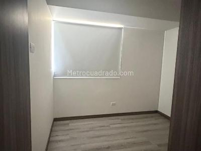 Apartamento de 3 alcobas en arriendo en La Asomadera 2, Medellín, 76 m² · foto 7 de 10