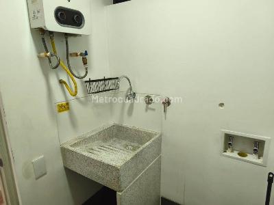 Apartaestudio en arriendo en Los Balsos N, Medellín, 63 m² · foto 13 de 13