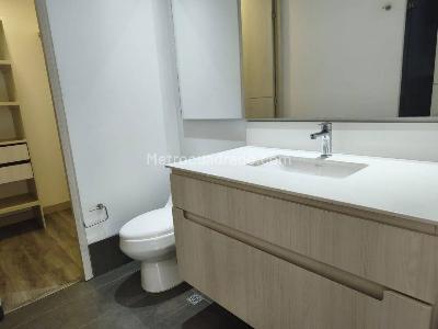 Apartaestudio en arriendo en Los Balsos N, Medellín, 63 m² · foto 8 de 13