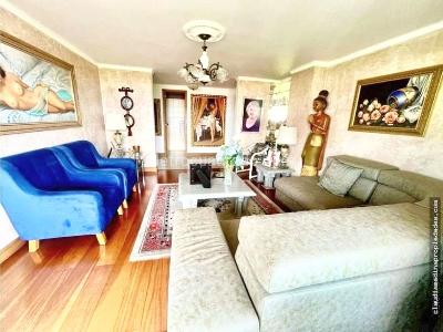 Apartamento en arriendo en Lalinde, Medellín · foto 5 de 12